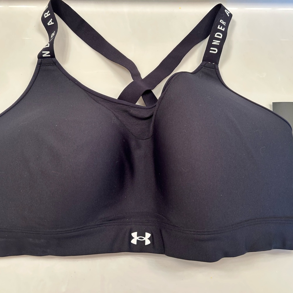 Under Armour women’s Black Sports Bra size 2X